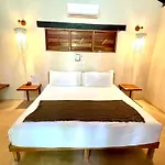Hotel Buenavista Bacalar Jungle Experience